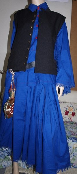 画像1: レンタルホルトバージチコーシュの民族衣装 (1)